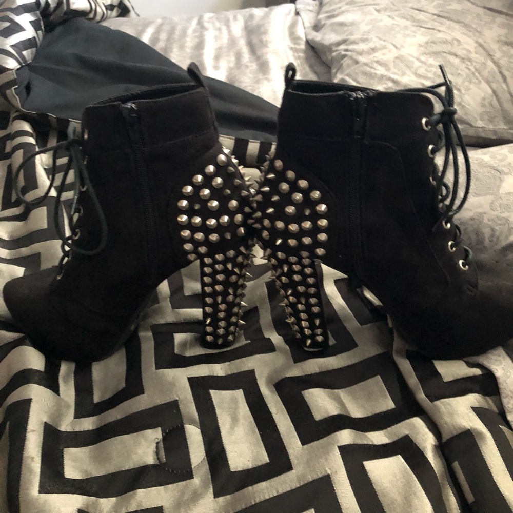 Charlotte russe  spike boot heels